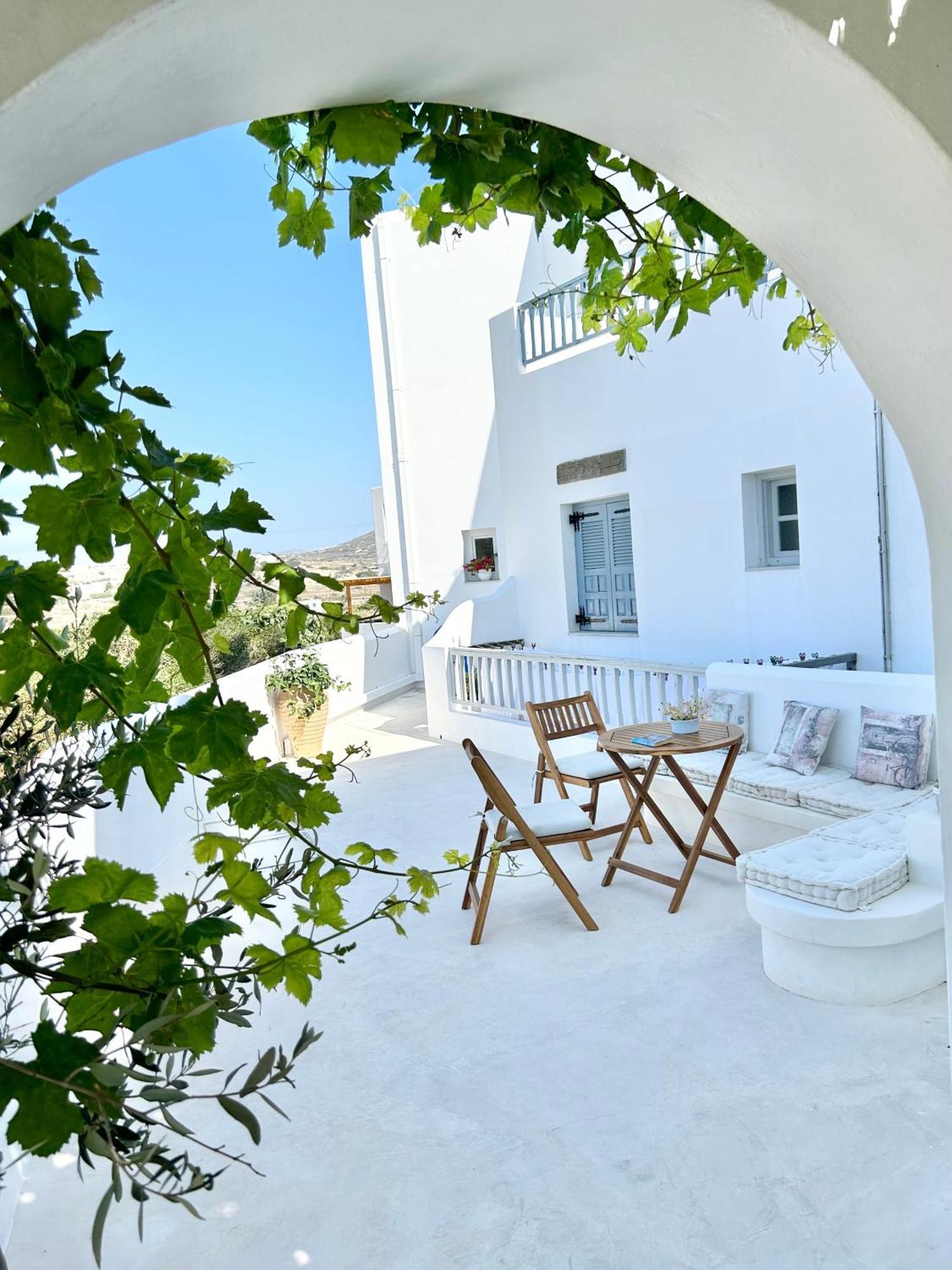 Anita Rooms & Suites Milos Adamantas  Exterior foto