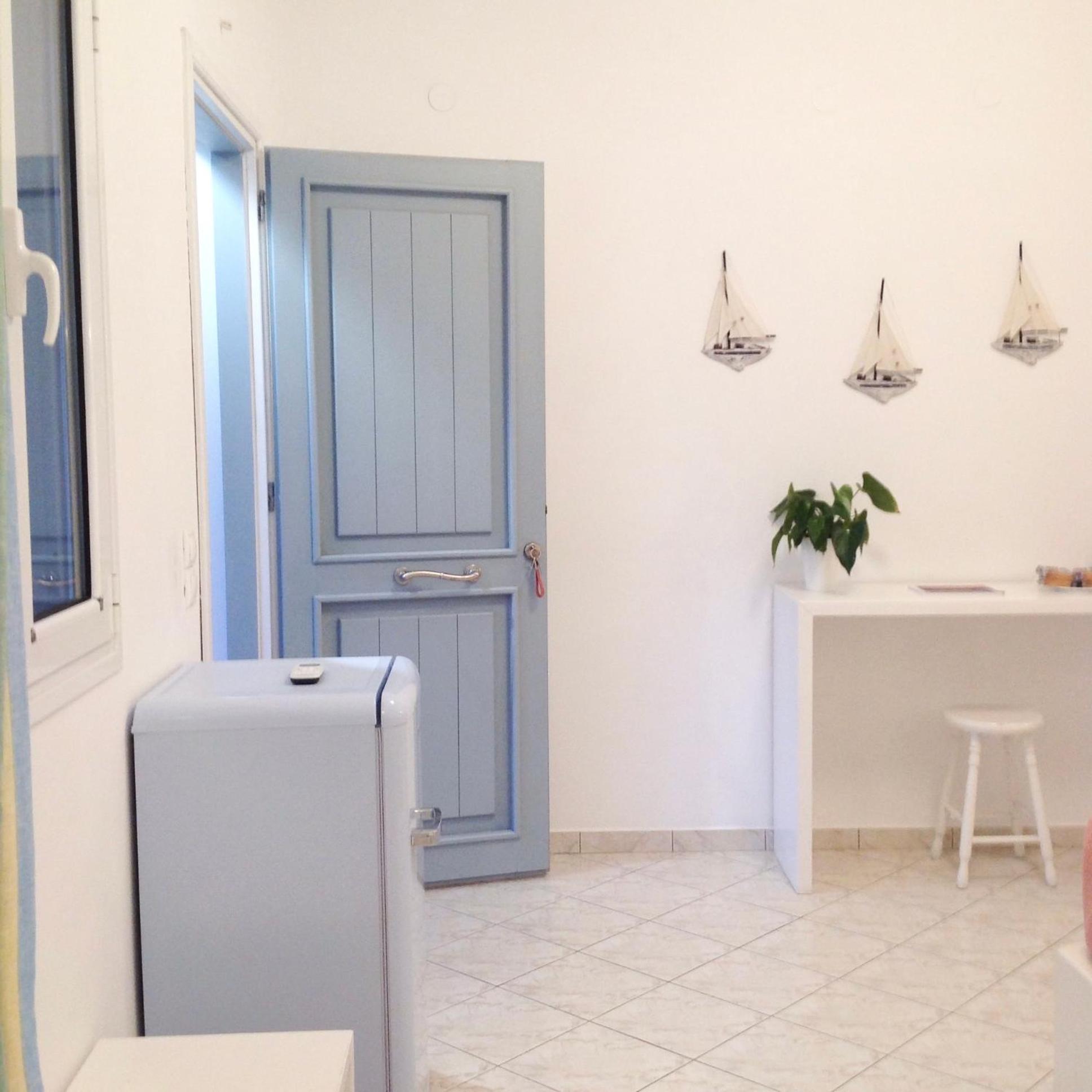 Anita Rooms & Suites Milos Adamantas  Exterior foto