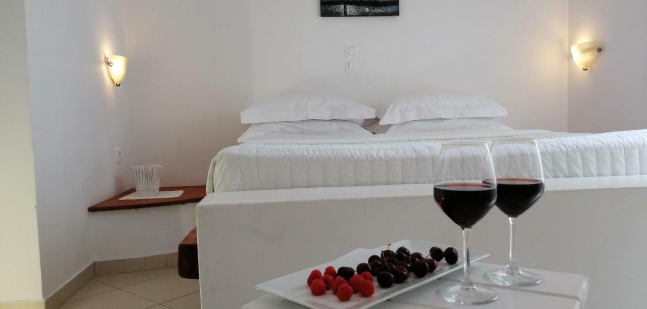 Anita Rooms & Suites Milos Adamantas  Exterior foto